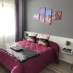 Bed & Breakfast Home52